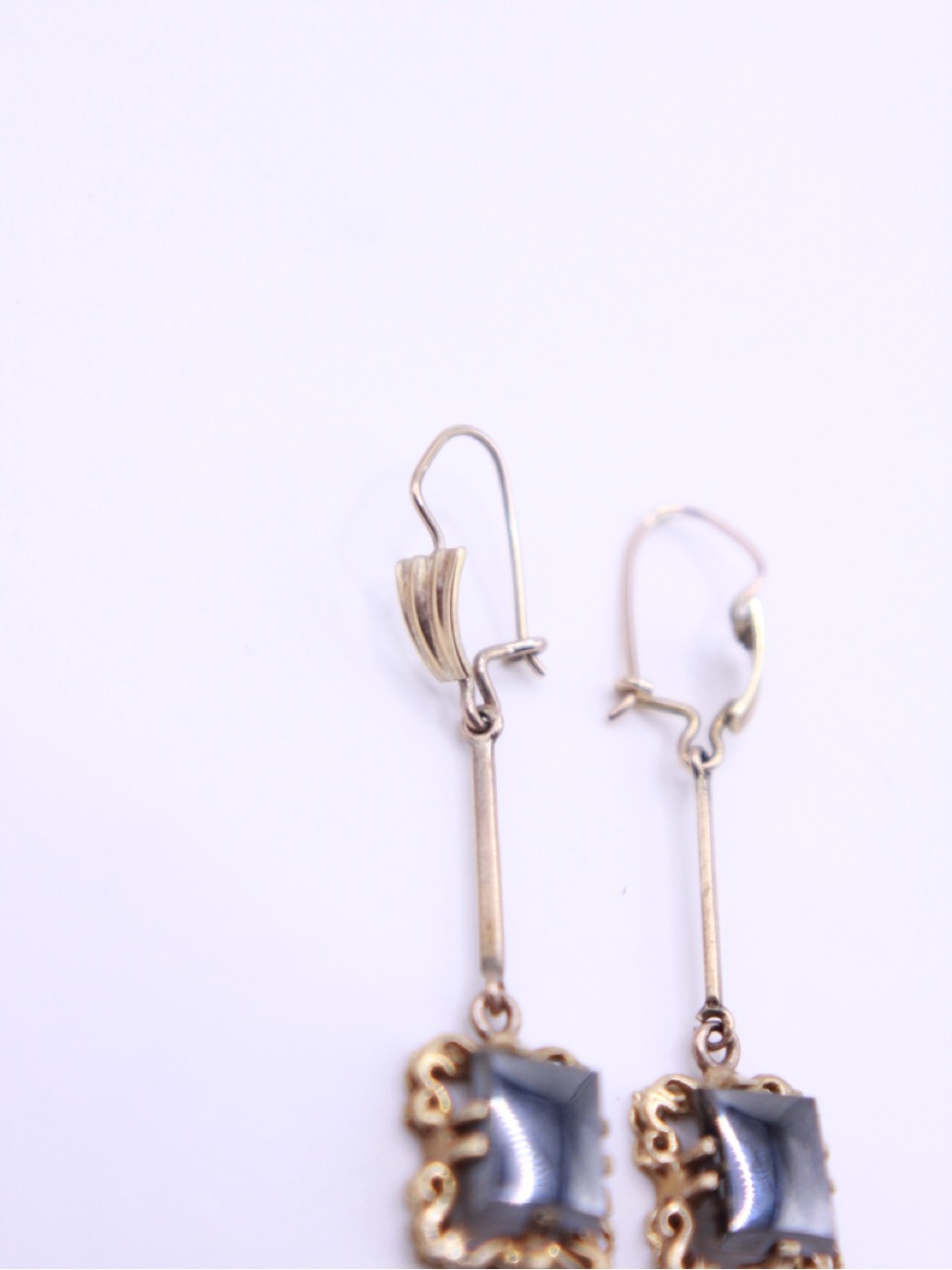 Art Deco 10K Gold Hematite Statement Dangle Drop Earrings - Picture 3 of 4